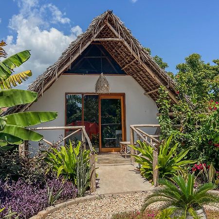 Kokopelli Bungalows Nungwi Bagian luar foto