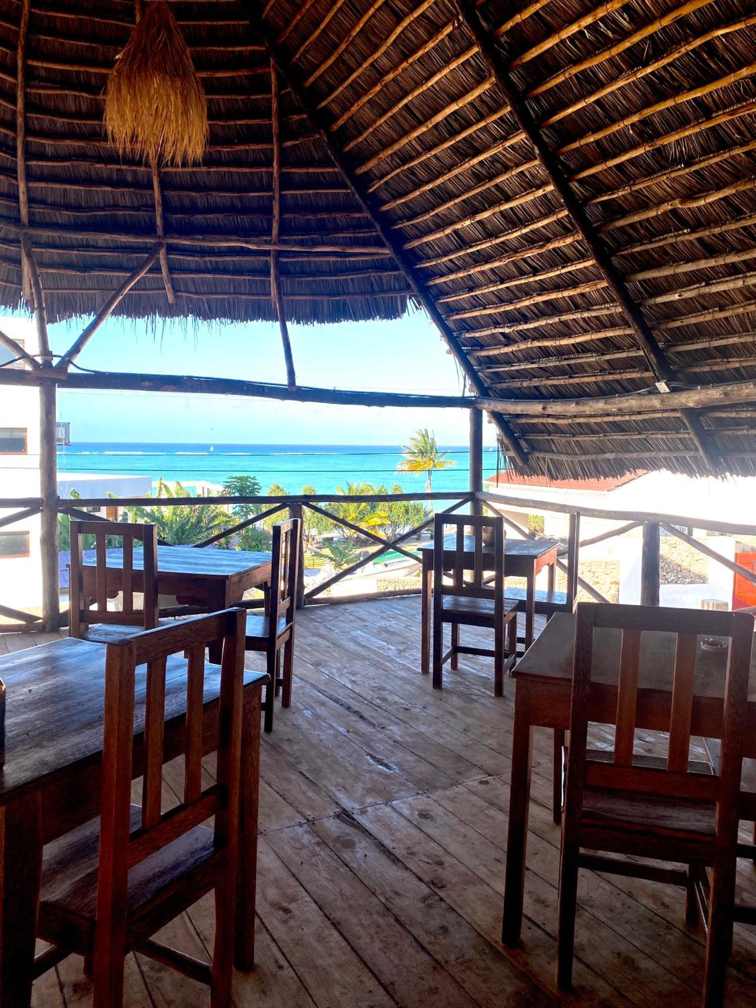 Kokopelli Bungalows Nungwi Bagian luar foto