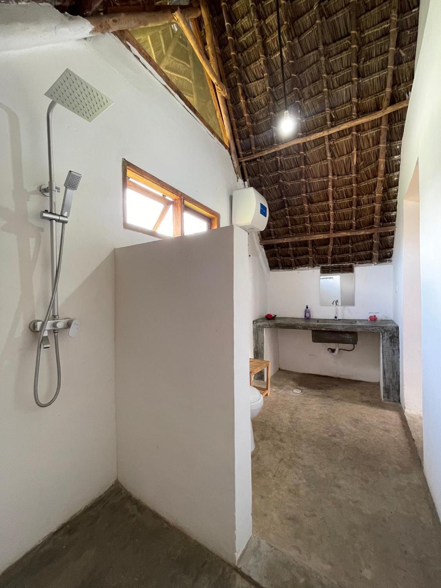 Kokopelli Bungalows Nungwi Bagian luar foto