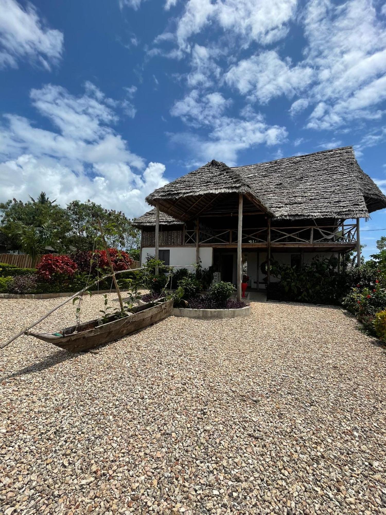 Kokopelli Bungalows Nungwi Bagian luar foto